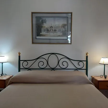 Apartamento Varandas Da Rocha No Centro Com Piscina Apartment Portimao